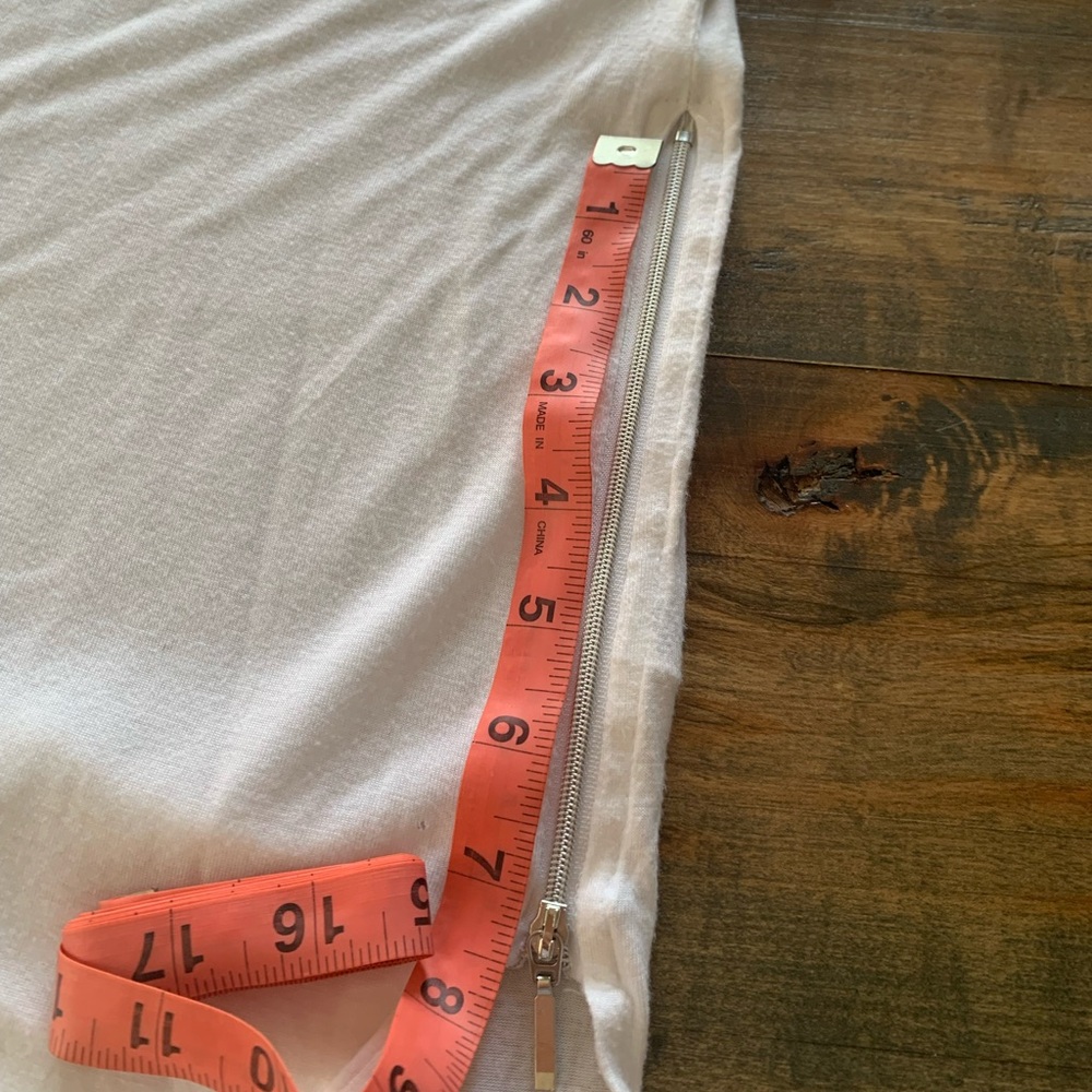Allfenix Light-Weight White Capped Sleeve Top - Sz M - Picture 5 of 5